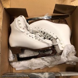 Like we children’s ice skates